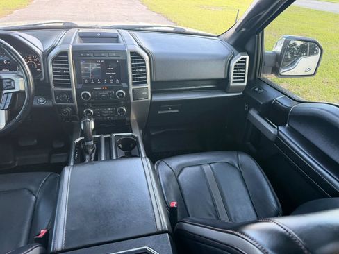 Used 2018 Ford F150 Platinum w/ Equipment Group 701A Luxury AWD/4WD image 14