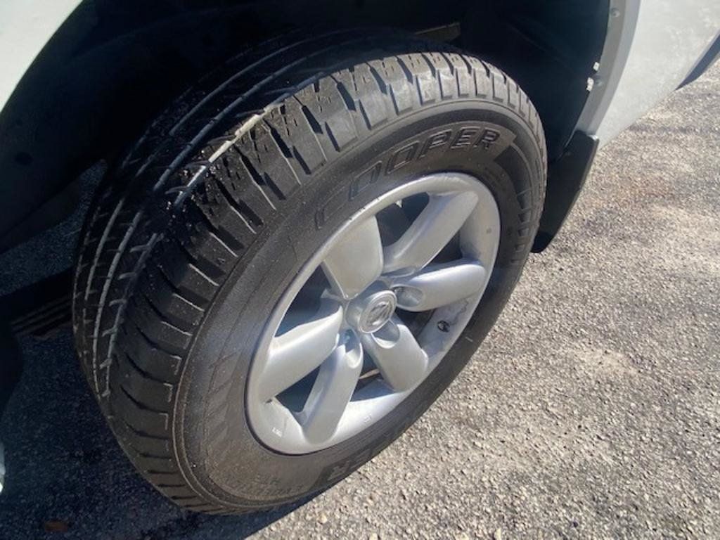 Used 2011 Nissan Titan S w/ S Popular Equipment Pkg RWD image 14