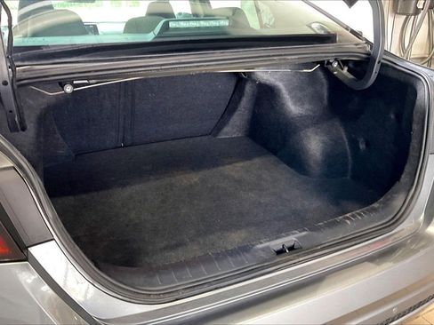 Used 2025 Nissan Altima 2.5 SV image 19