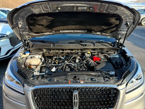 Certified 2022 Lincoln Corsair Reserve w/ Equipment Group 201A image 14