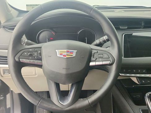 Certified 2023 Cadillac XT4 Premium Luxury w/ Cold Weather Package image 34