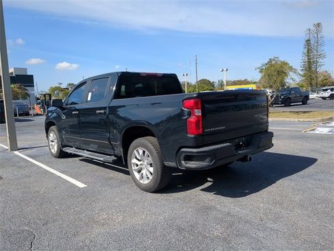 Used 2022 Chevrolet Silverado 1500 Custom image 3