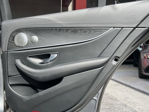 Used 2022 Mercedes-Benz E 350 Sedan w/ AMG Line Exterior image 18