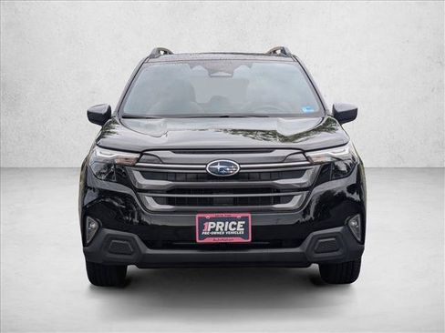 Used 2025 Subaru Forester Premium w/ Convenience Package #1 AWD/4WD image 2