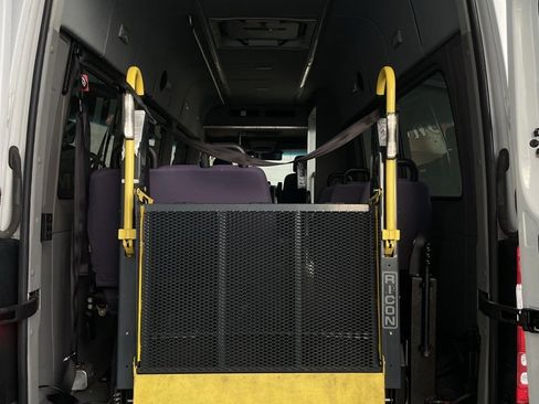 Used 2008 Dodge Sprinter 3500 w/ Window Group Iv Fixed Glass image 12