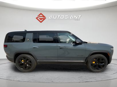 Used 2025 Rivian R1S Premium