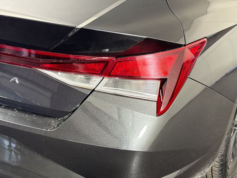 Used 2023 Hyundai Elantra SEL FWD image 34