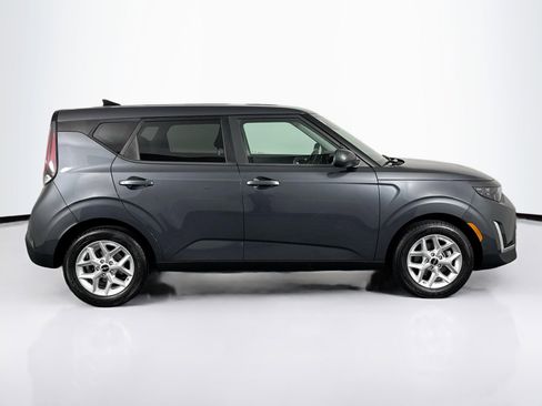 Used 2023 Kia Soul LX w/ Option Group 015 image 12