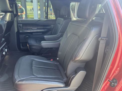 Used 2019 Ford Expedition Max Limited w/ Equipment Group 302A AWD/4WD image 8