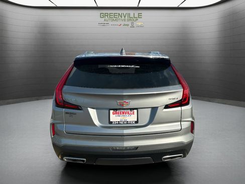 Used 2024 Cadillac XT4 Premium Luxury FWD image 6