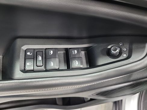 Certified 2024 Jeep Grand Cherokee L Laredo AWD/4WD image 33