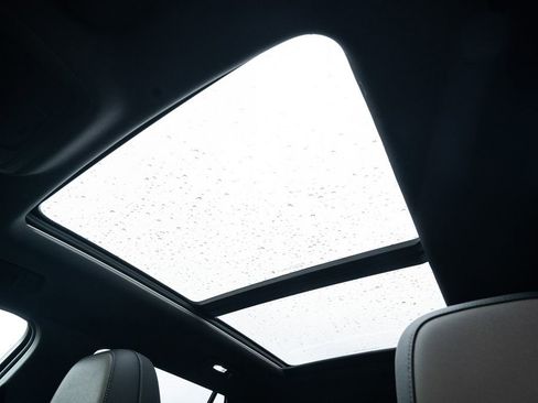 New 2026 Chevrolet Equinox LT w/ Convenience Package II image 23