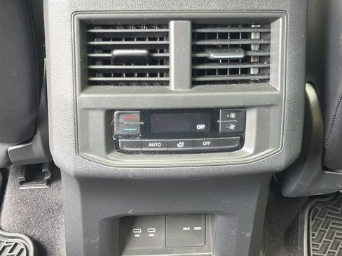 Certified 2022 Volkswagen Atlas SE FWD image 14