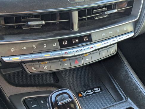 Used 2023 Cadillac CT5 Luxury image 22