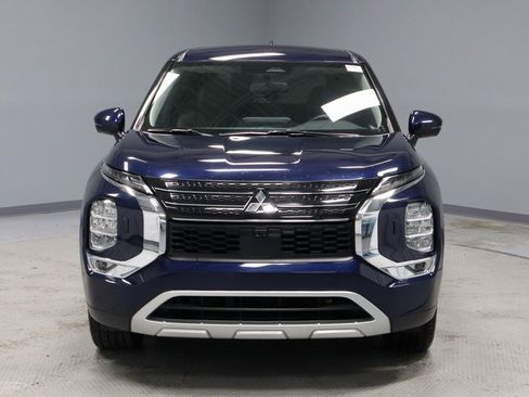 Used 2024 Mitsubishi Outlander SE image 7