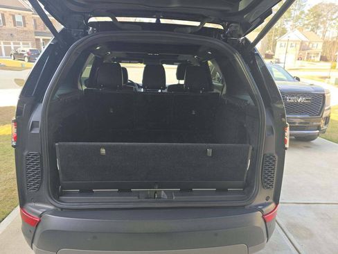 Used 2019 Land Rover Discovery HSE AWD/4WD image 14
