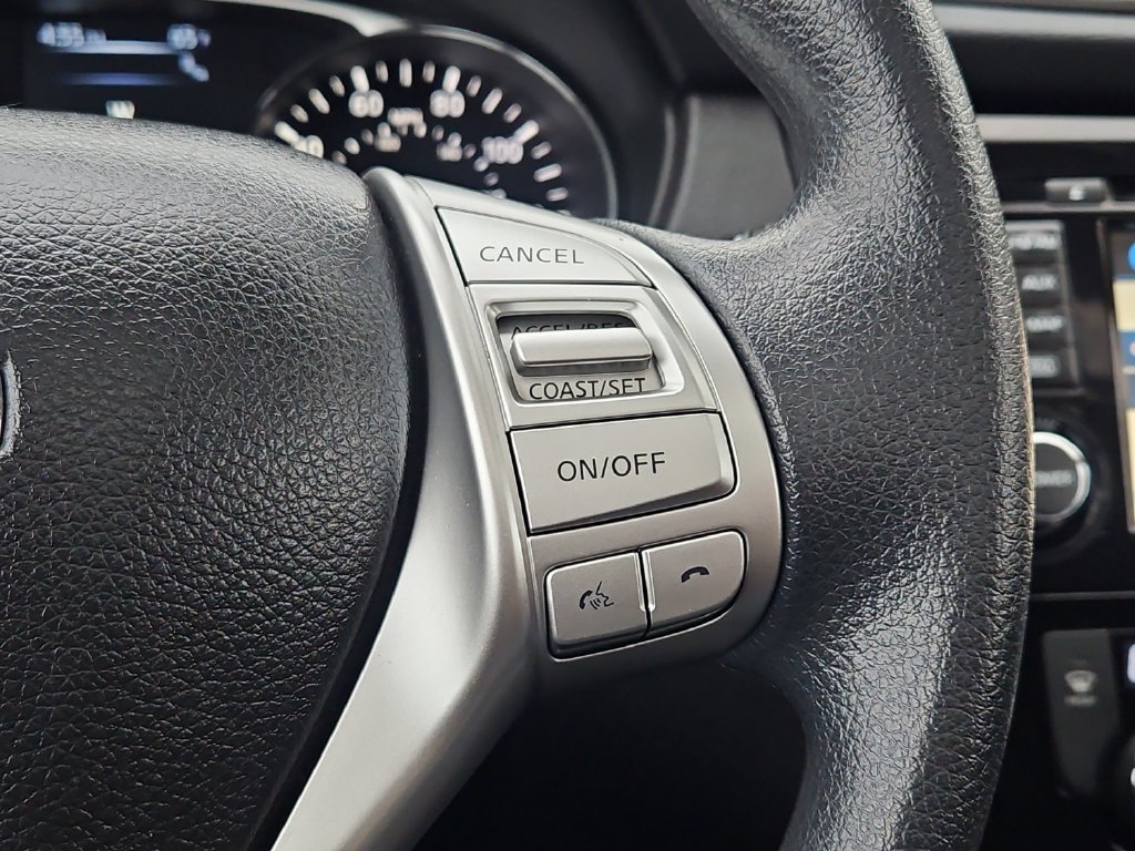 Used 2014 Nissan Rogue SV w/ SV Premium Package AWD/4WD image 26