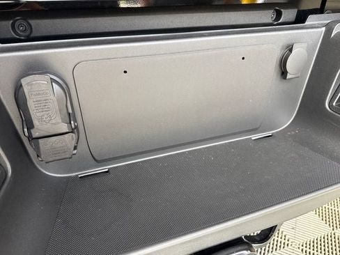 New 2026 Ford F350 Lariat w/ Black Appearance Package image 44