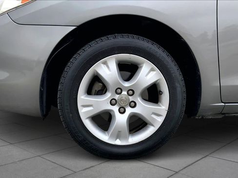 Used 2007 Toyota Matrix STD image 10