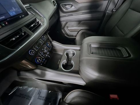 Used 2021 Chevrolet Tahoe High Country w/ Premium Package image 26