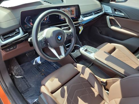 Used 2024 BMW X2 xDrive28i AWD/4WD image 23