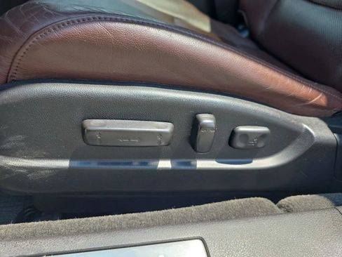 Used 2017 Acura TLX w/ Technology Package FWD image 15