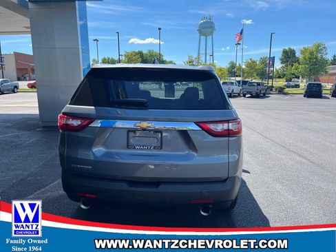 Used 2019 Chevrolet Traverse LS FWD image 7