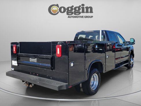 Used 2022 Ford F350 XL w/ Power Equipment Group image 4