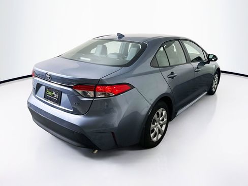 Used 2025 Toyota Corolla LE image 9