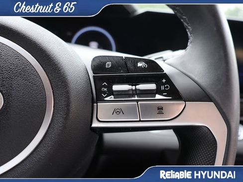 Certified 2024 Hyundai Elantra Limited FWD image 28