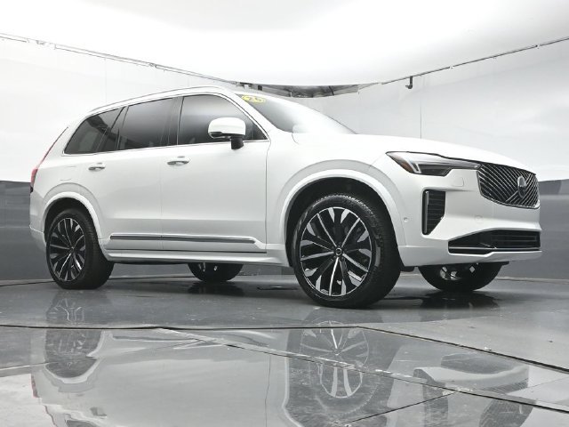 Used 2026 Volvo XC90 T8 Plus w/ Protection Package Premier AWD/4WD image 41