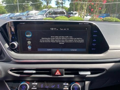 Used 2022 Hyundai Sonata Limited FWD image 13