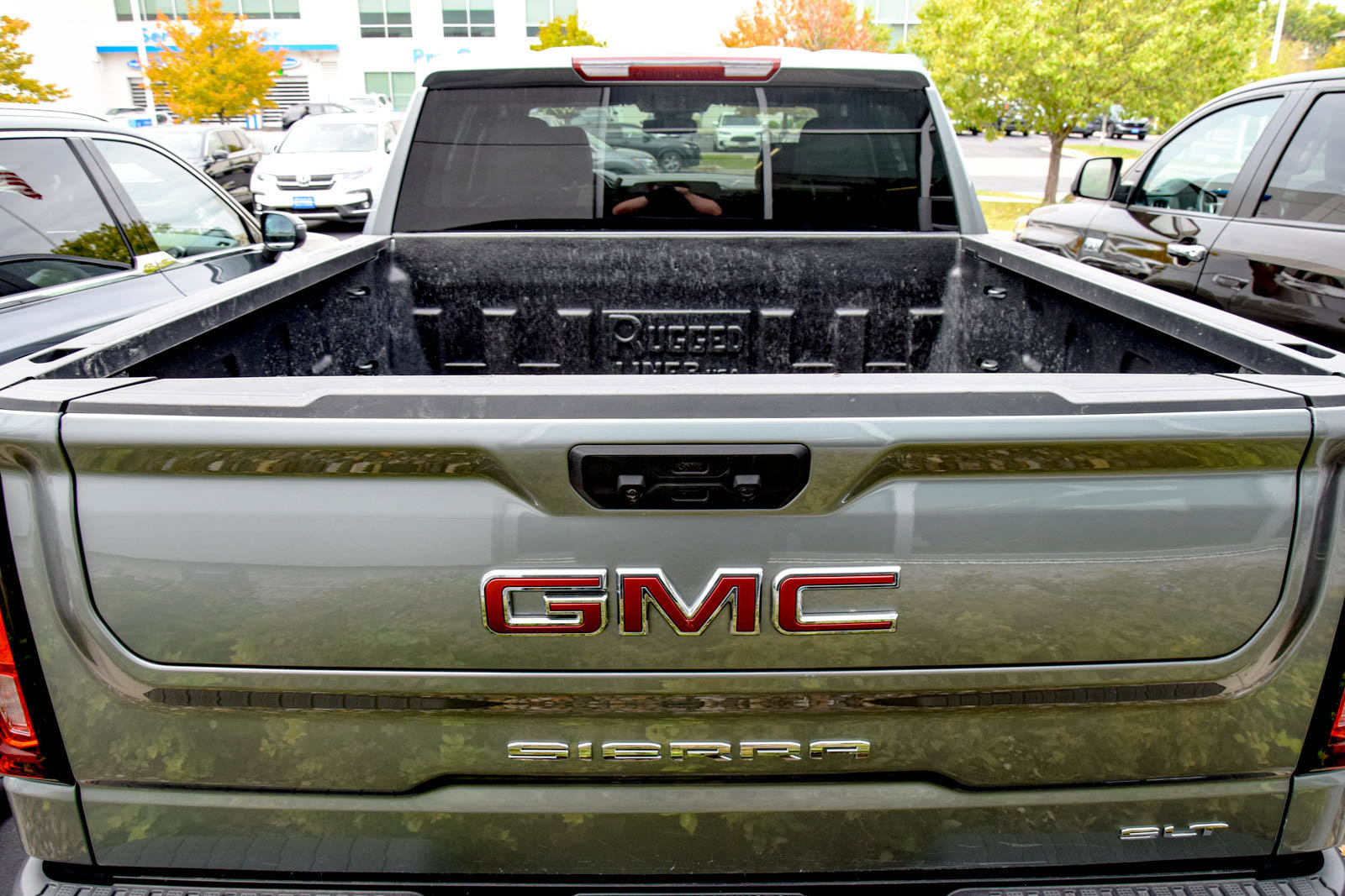 Used 2026 GMC Sierra 1500 SLT AWD/4WD image 16