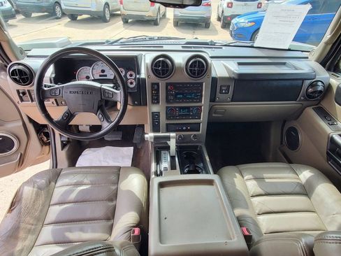 Used 2003 HUMMER H2 w/ Preferred Equipment Group AWD/4WD image 13