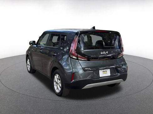 Used 2025 Kia Soul LX w/ LX Technology Package image 11