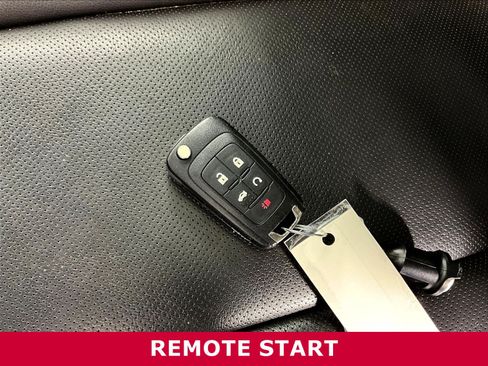 Used 2016 GMC Terrain SLT w/ Open Road Package FWD image 29