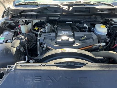 Used 2015 RAM 2500 Tradesman w/ Chrome Appearance Group AWD/4WD image 26