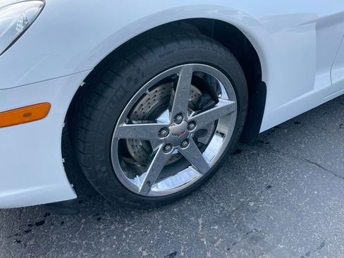 Used 2007 Chevrolet Corvette Coupe w/ Preferred Equipment Group image 3