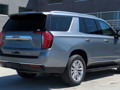 Used 2022 GMC Yukon SLT image 6