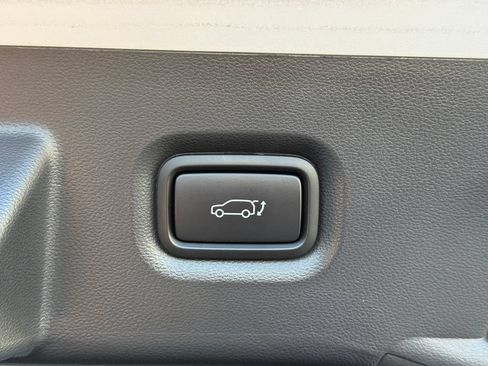 Used 2024 Hyundai Ioniq 5 SEL RWD image 11