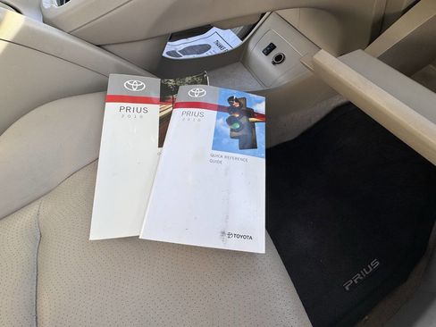 Used 2010 Toyota Prius Four image 62