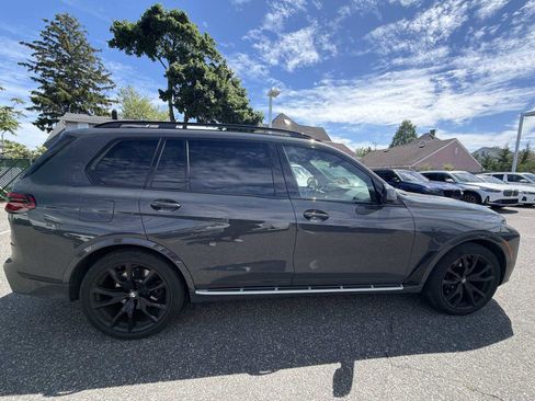 Used 2024 BMW X7 xDrive40i w/ M Sport Package AWD/4WD image 8