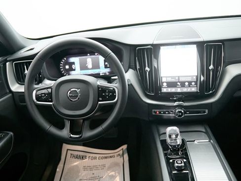Certified 2024 Volvo XC60 T8 Ultimate w/ Protection Package Premier AWD/4WD image 27