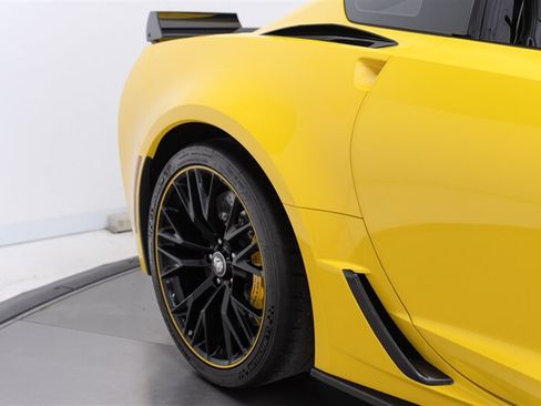 Used 2016 Chevrolet Corvette Z06 w/ C7.r Special Edition RWD image 28