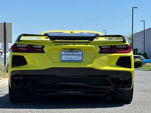 Used 2023 Chevrolet Corvette Stingray Preferred Cpe w/ Z51 Performance Package RWD image 5