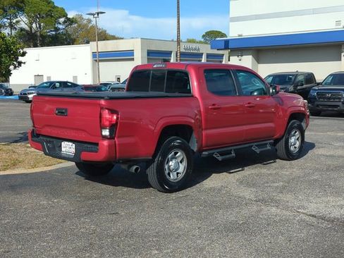 Used 2021 Toyota Tacoma SR w/ SR Convenience Package image 4