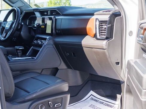 Certified 2024 GMC Sierra 1500 Denali AWD/4WD image 20