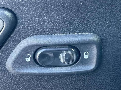 Used 2012 Jeep Wrangler Unlimited Sport image 25