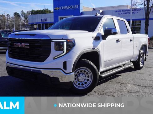 Used 2024 GMC Sierra 1500 Pro w/ Pro Value Package image 2
