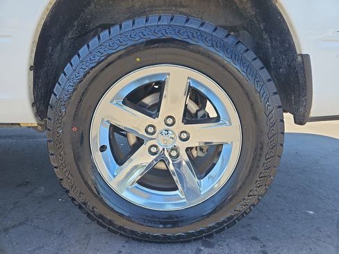 Used 2017 RAM 1500 Express AWD/4WD image 34
